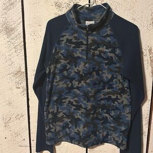 Boys XL Columbia pullover